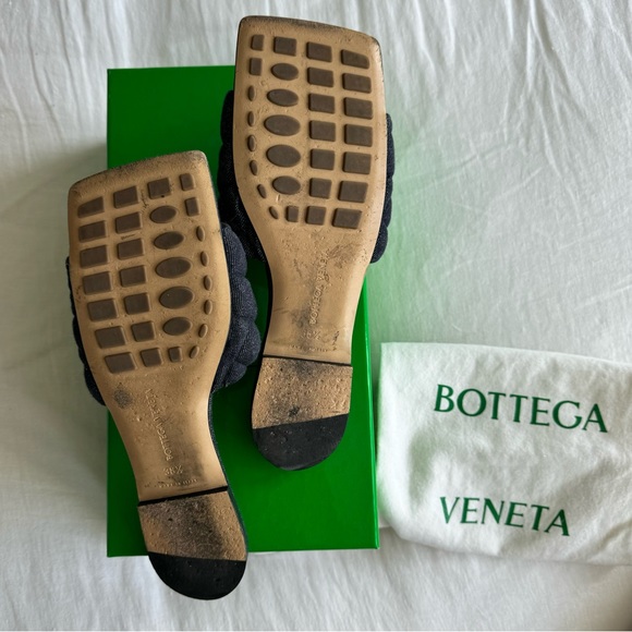 Bottega Veneta Women's Square Toe Quilted Slide Sandals (38.5) - Picture 8 of 8